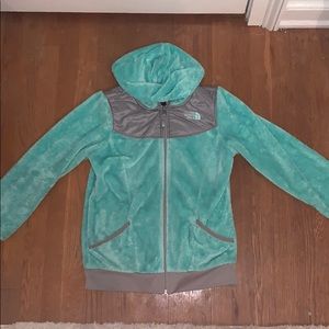 girls north face zip up!